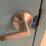Door-handle-repair-and-replacement